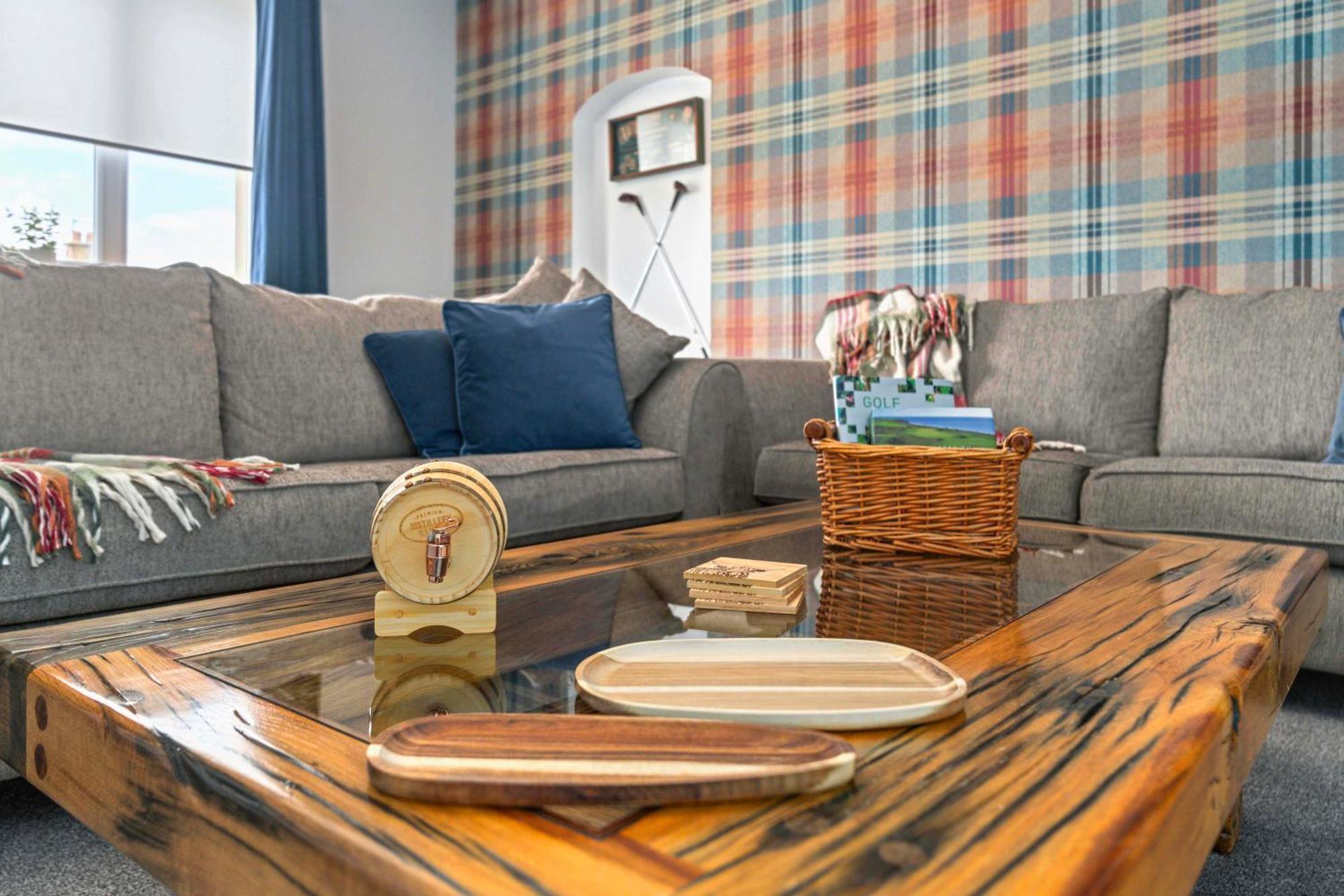 Royal Golf Let Apartment